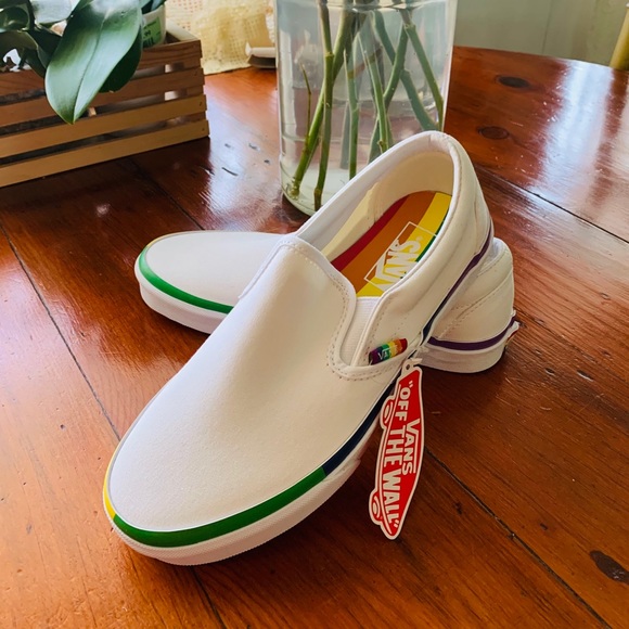 vans rainbow foxing slip on